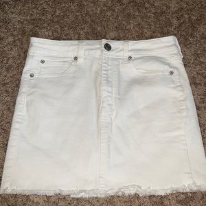 American Eagle white skirt